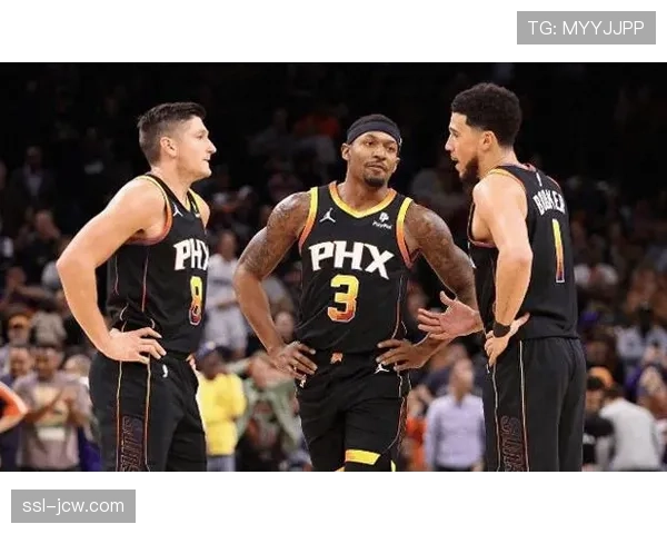 太阳新阵容磨合见效 布克场均27分担当核心