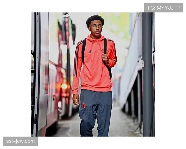 拜仁后卫基亚拉踝关节扭伤 预计六月底才能重返训练场